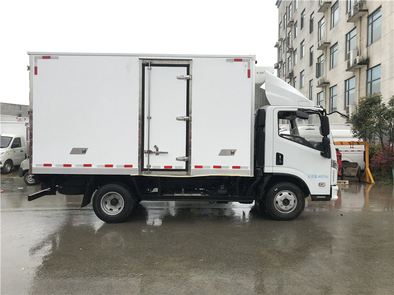 國六 上汽躍進C500自動擋4.2米冷藏車 國六 上汽躍進C500自動擋4.2米冷藏車