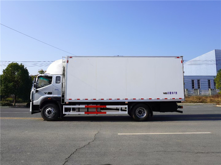 國六 福田歐馬可6.6米冷藏車 國六 福田歐馬可6.6米冷藏車