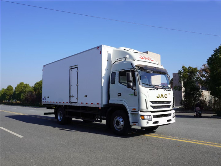 國(guó)六 江淮帥鈴Q9(6.8米冷藏車) 國(guó)六 江淮帥鈴Q9(6.8米冷藏車)