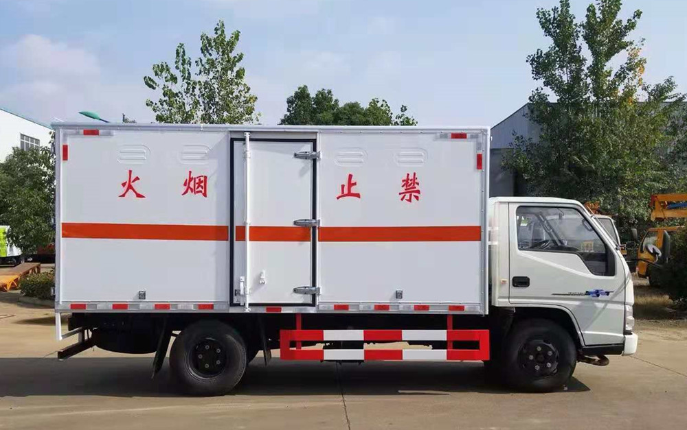江鈴4.2米(藍牌)氣瓶廂運輸車 江鈴4.2米(藍牌)氣瓶廂運輸車