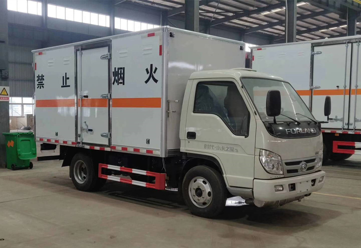 福田時(shí)代國六3.7米爆破器材運(yùn)輸車 福田時(shí)代國六3.7米爆破器材運(yùn)輸車