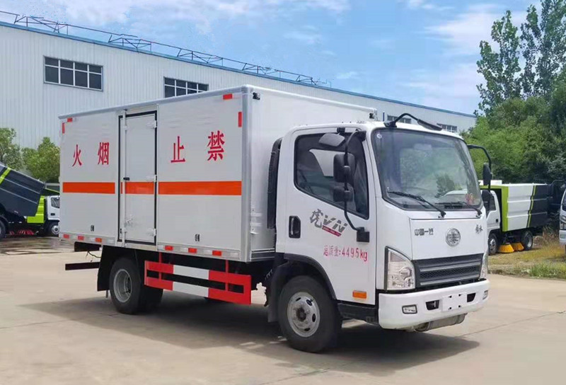 解放藍牌4.1米貨廂甲醇廂式運輸車 解放藍牌4.1米貨廂甲醇廂式運輸車