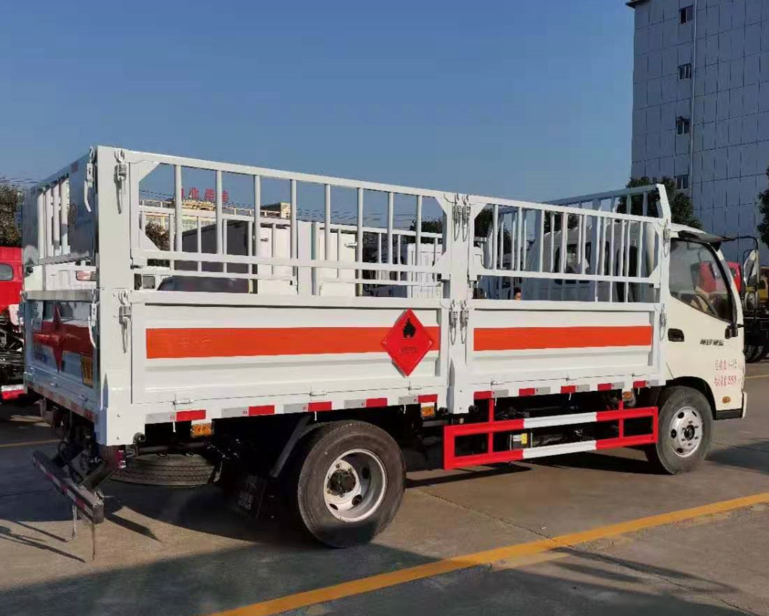 福田奧鈴藍(lán)牌氣瓶運(yùn)輸車 福田奧鈴藍(lán)牌氣瓶運(yùn)輸車