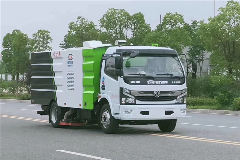 國六東風(fēng)大多利卡8噸1.5水6塵吸塵車 國六東風(fēng)大多利卡8噸1.5水6塵吸塵車