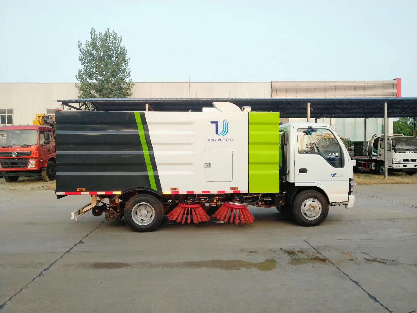 五十鈴掃路車4方塵箱/1.5立方水箱 五十鈴掃路車4方塵箱/1.5立方水箱