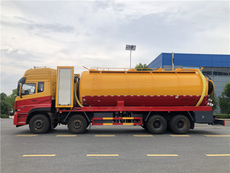 東風(fēng)天龍33方清洗吸污車 東風(fēng)天龍33方清洗吸污車