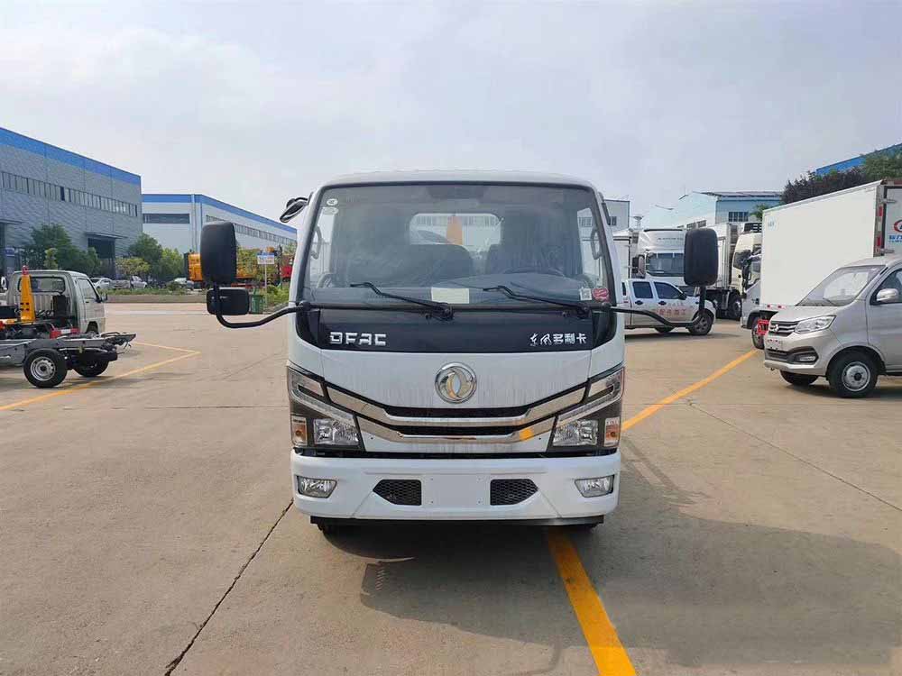 國(guó)六5方東風(fēng)D6 勾臂垃圾車(chē) 國(guó)六5方東風(fēng)D6 勾臂垃圾車(chē)
