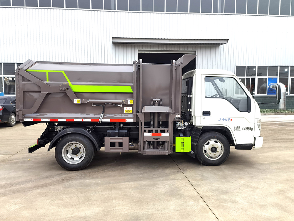 福田5方側(cè)裝掛桶垃圾車 福田5方側(cè)裝掛桶垃圾車