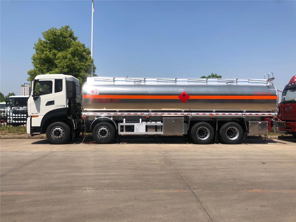 25.2國六東風天龍前四后八鋁合金運油車 25.2國六東風天龍前四后八鋁合金運油車