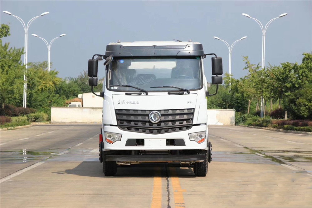 國六20立方東風專底后雙橋 灑水車 國六20立方東風專底后雙橋 灑水車
