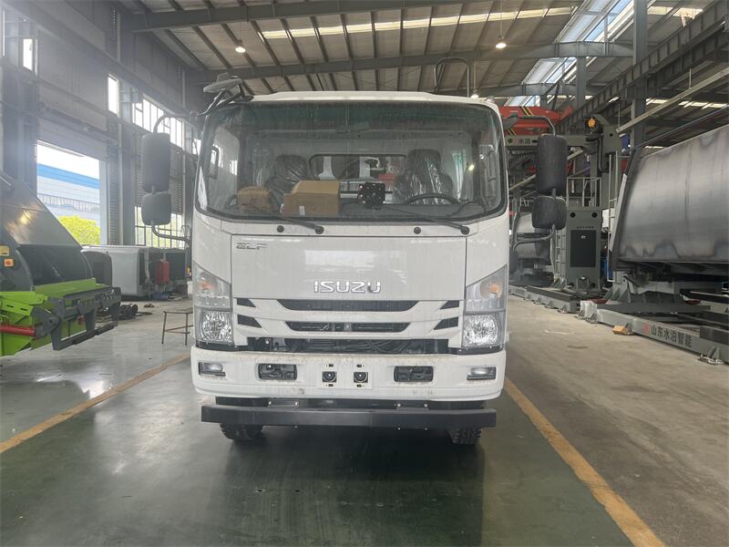 8立方慶鈴五十鈴壓縮式垃圾車(chē) 8立方慶鈴五十鈴壓縮式垃圾車(chē)
