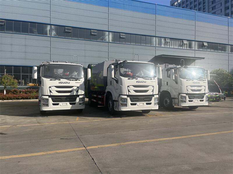 13方慶鈴五十鈴壓縮式垃圾車(chē) 13方慶鈴五十鈴壓縮式垃圾車(chē)