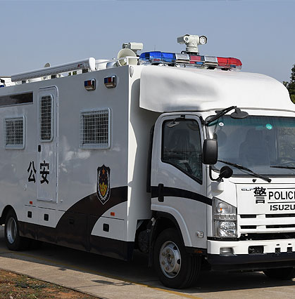 大型通信指揮車 大型通信指揮車