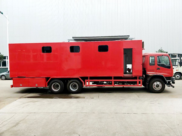 五十鈴后雙橋淋浴車 五十鈴后雙橋淋浴車