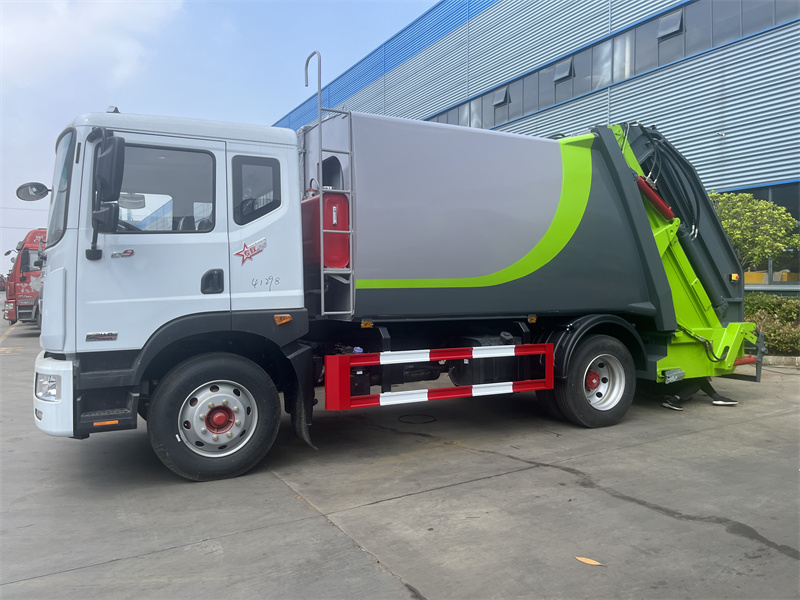 14方東風D9壓縮式垃圾車 14方東風D9壓縮式垃圾車