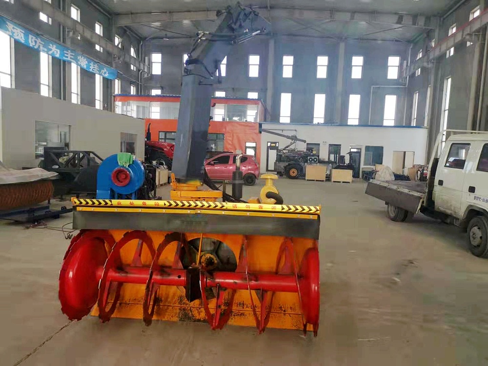 自帶動力型拋雪機 自帶動力型拋雪機