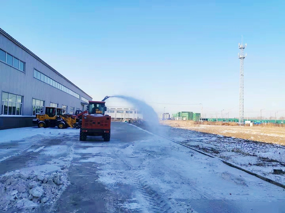 裝載機(jī)拋雪機(jī) 裝載機(jī)拋雪機(jī)