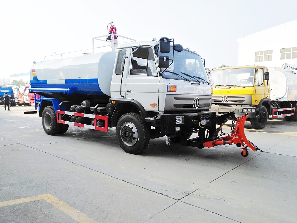 東風(fēng)153消防灑水應(yīng)急鏟雪汽車 東風(fēng)153消防灑水應(yīng)急鏟雪汽車